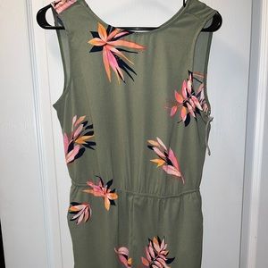 WOMENS ROMPER SIZE SMALL